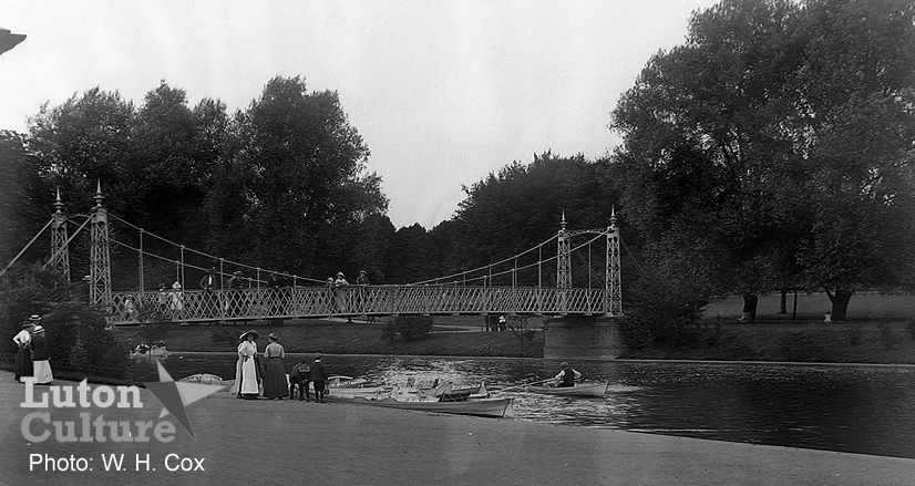 Wardown Lake 1914
