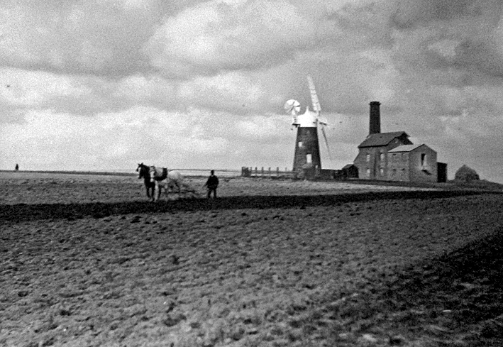 Houghton Regis mill c1900