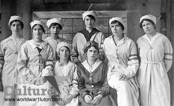 Munition girls in Luton